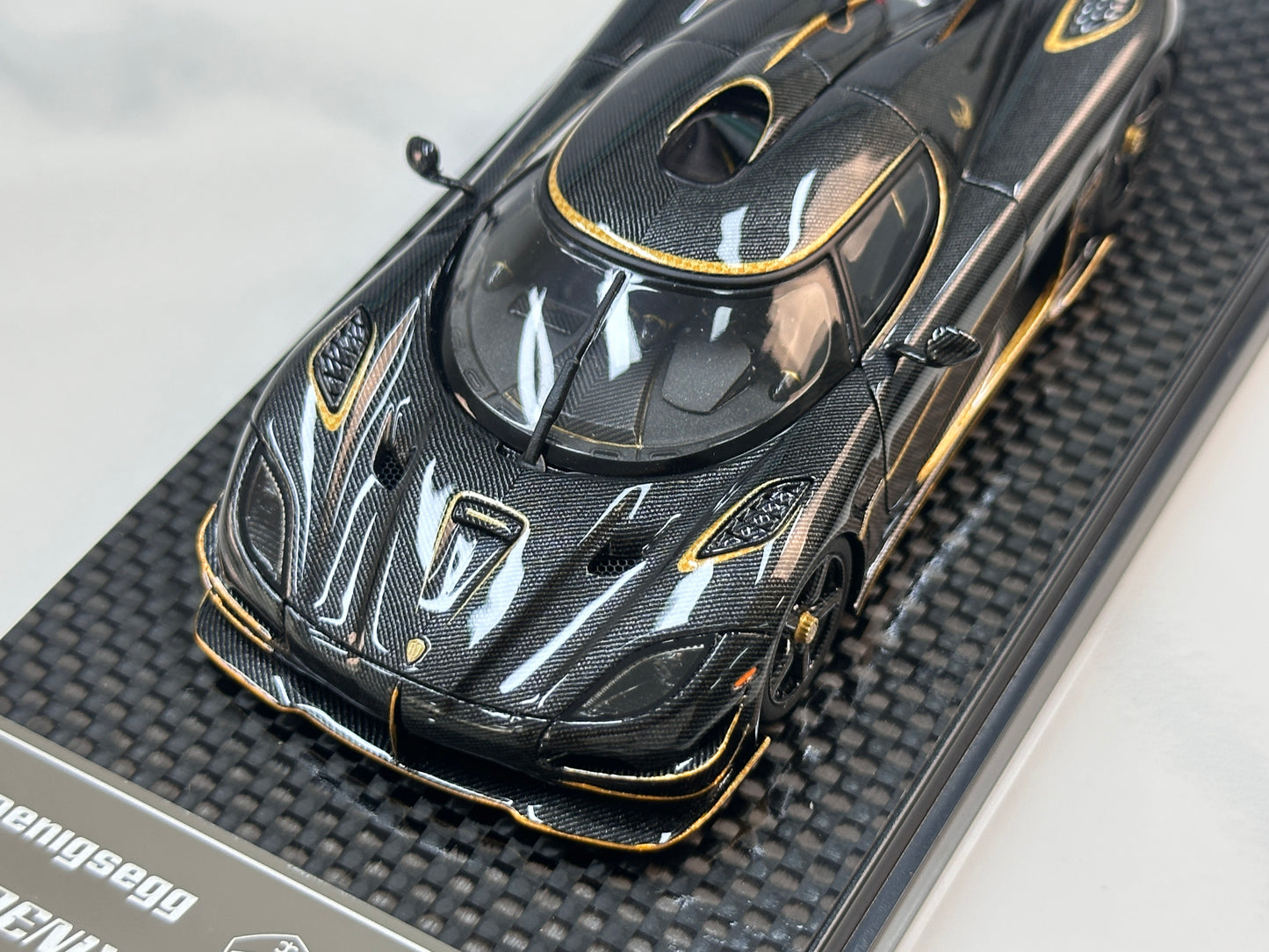 FRONTIART 1/43 Koenigsegg Agera RS Carbon Gold (FA195)