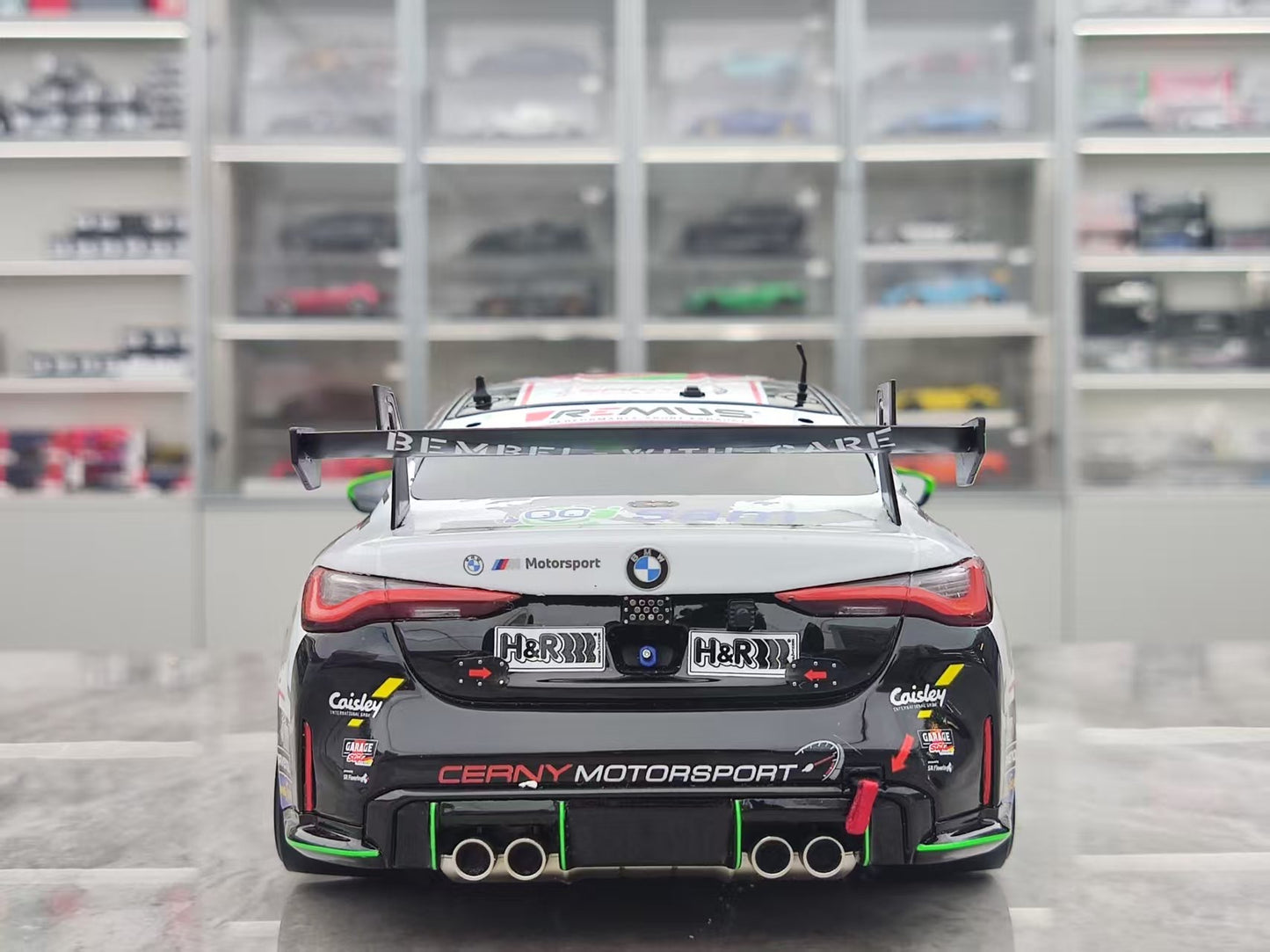 OTTO 1/18 BMW M4 GT4 Black OT1172