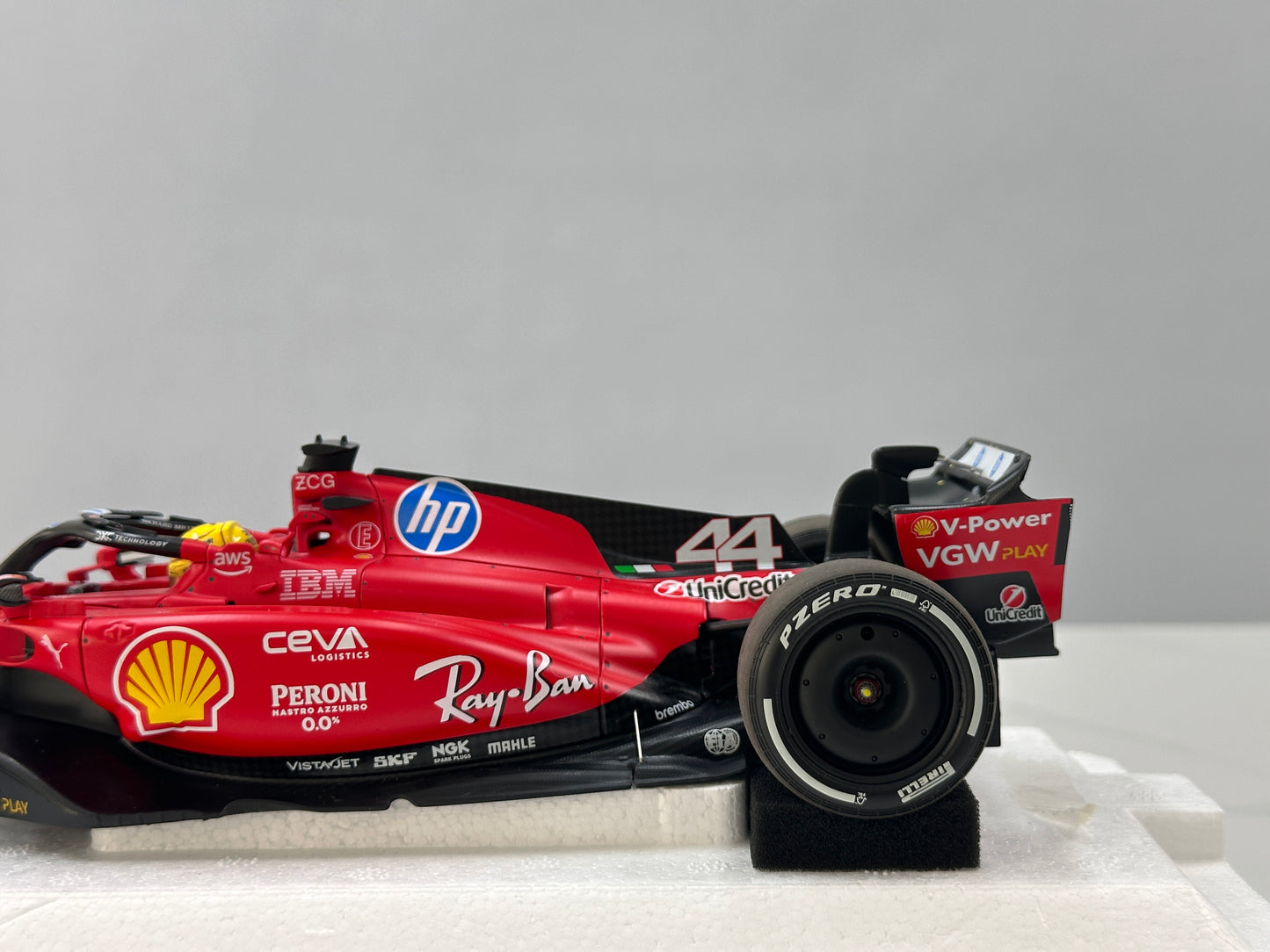 BBR 1/18 Ferrari SF-23 #44 Red BBR2318T44