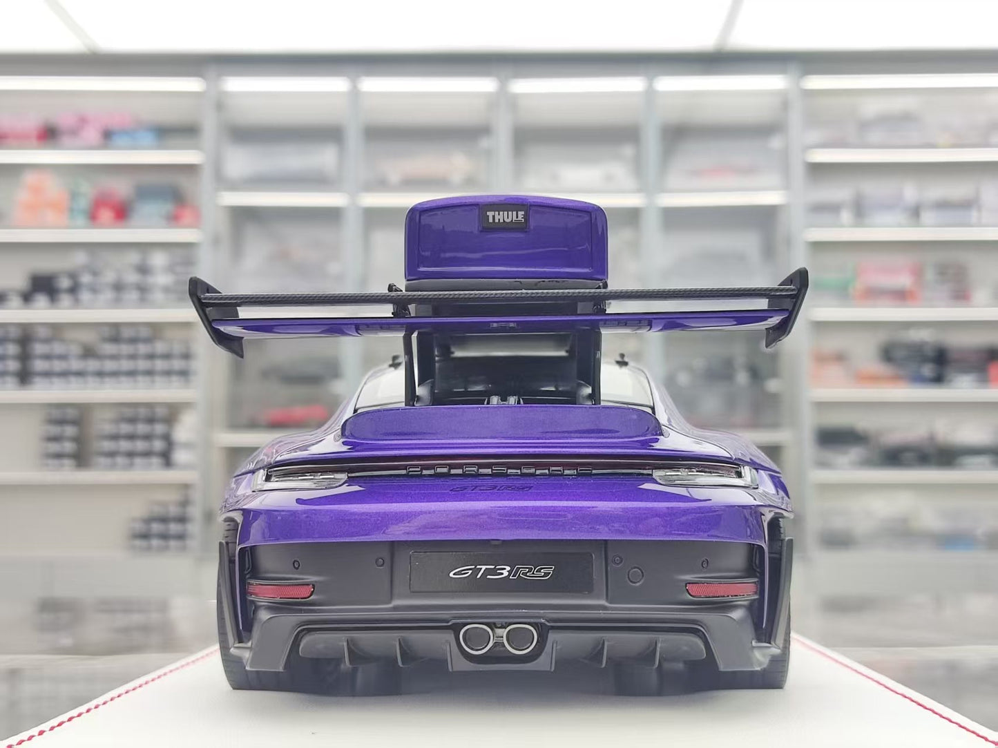 IVY 1/18 Porsche 992 GT3 RS Metallic Purple IM1837VBG