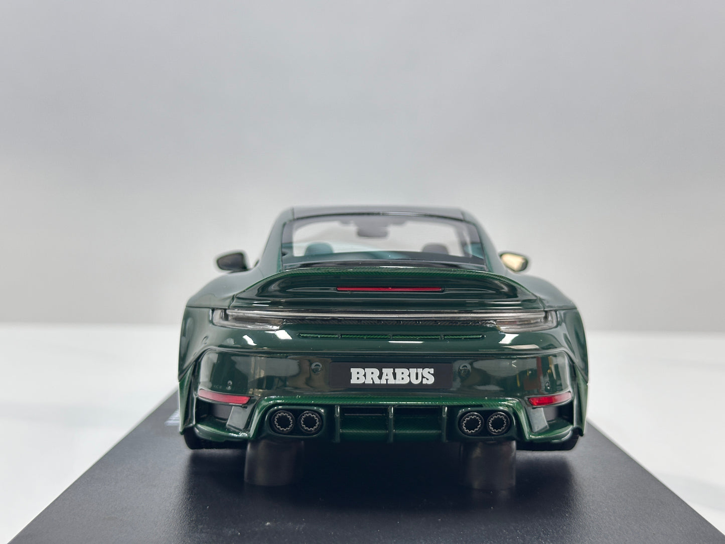 GT Spirit 1/18 Brabus 900 Rocket Green GT959