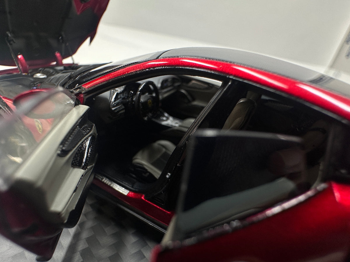 BBR 1/43 Ferrari Purosangue Die-cast Model (Fully Opening) – Black Roof, Rosso Magma Metallic – HE43001BST