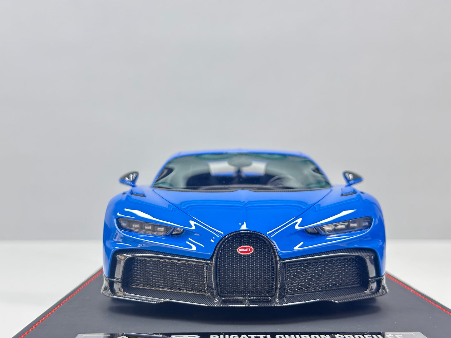BBA MODEL 1/18 Bugatti Chiron Profiler Blue BBA073