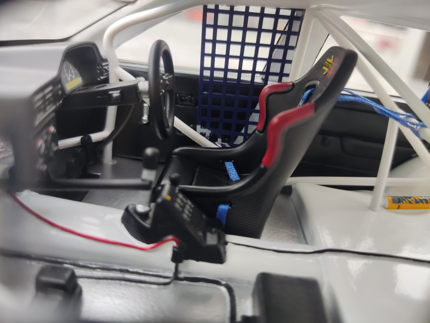 OTTO 1/18 Volvo 850 ESTATE BTCC JAN LAMMERS 1994, Blue and White Livery OT482