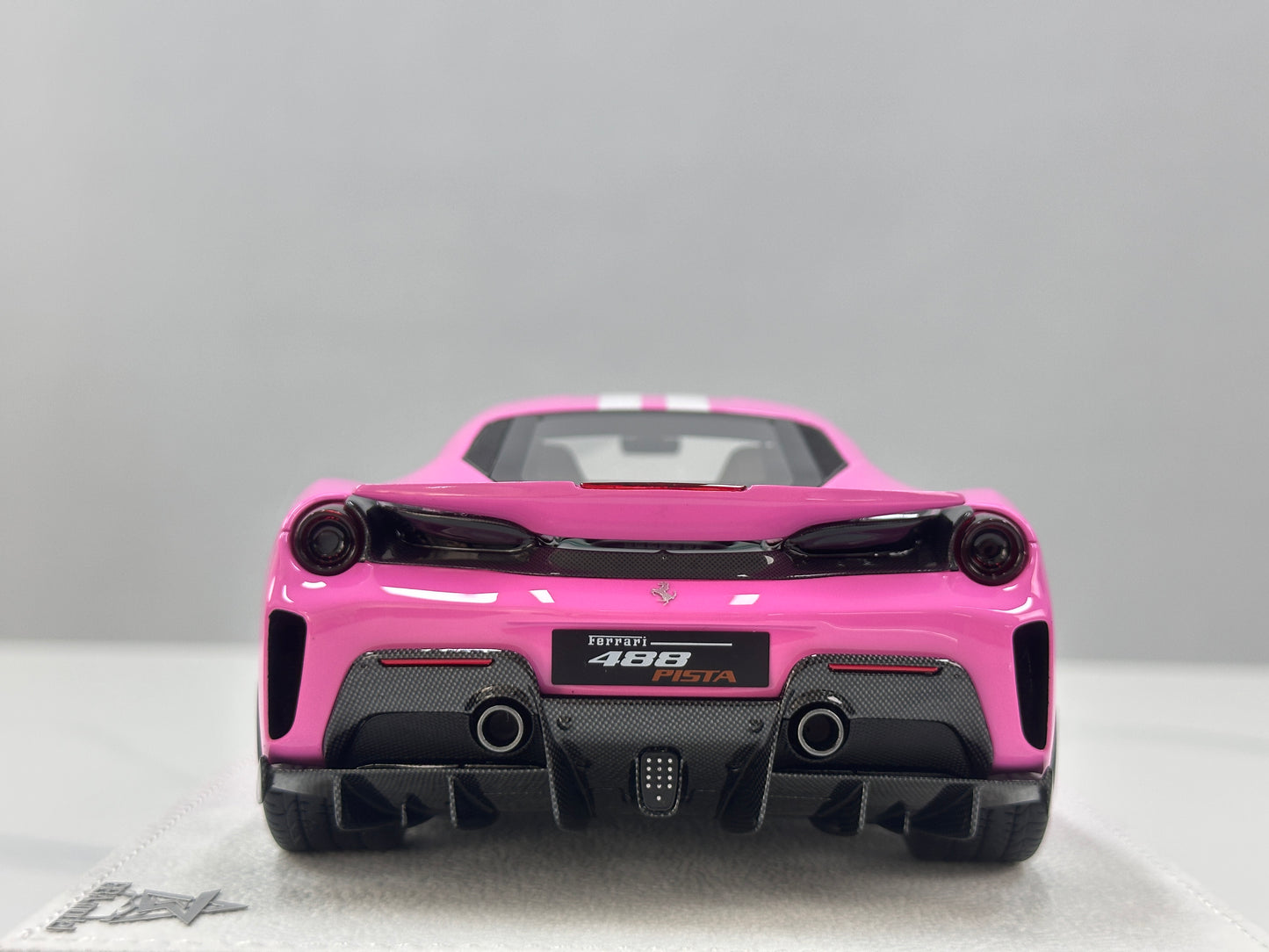 BBA MODEL 1/18 Ferrari 488 Pista – Pink with White Livery (BBA088)