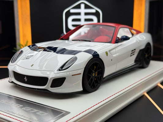 DM 1/18 Ferrari 599 gto Bianco Avus 27/30 DDJ024