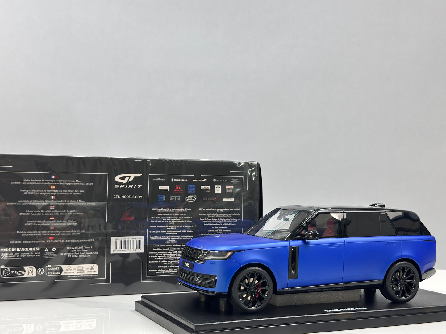 GT Spirit 1/18 Land Rover Range Rover P615 SV Blue GT540