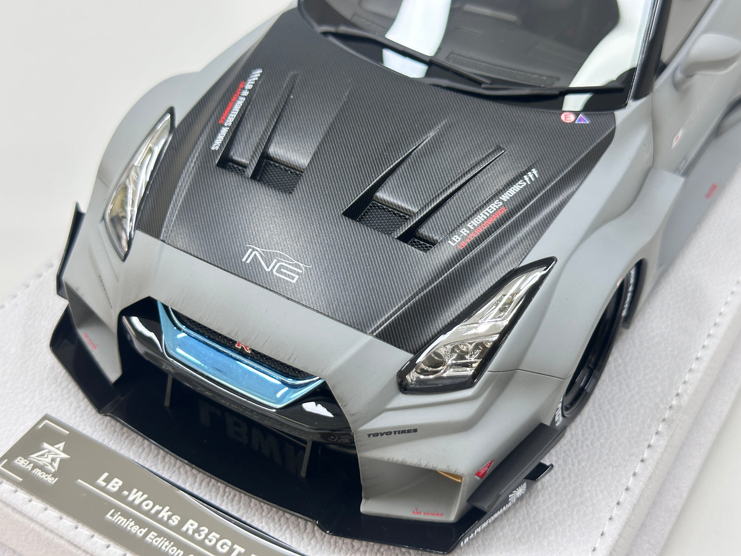 BBA MODEL 1/18 Nissan GTR 35GT-RR Fighter Gray BBA063