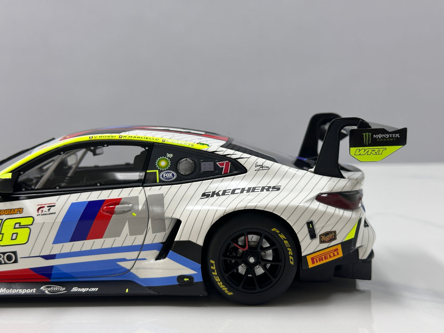 MINICHAMPS 1/18 BMW M4 GT3 TEAM WRT 12H BATHURST 2025 White Livery 110252046