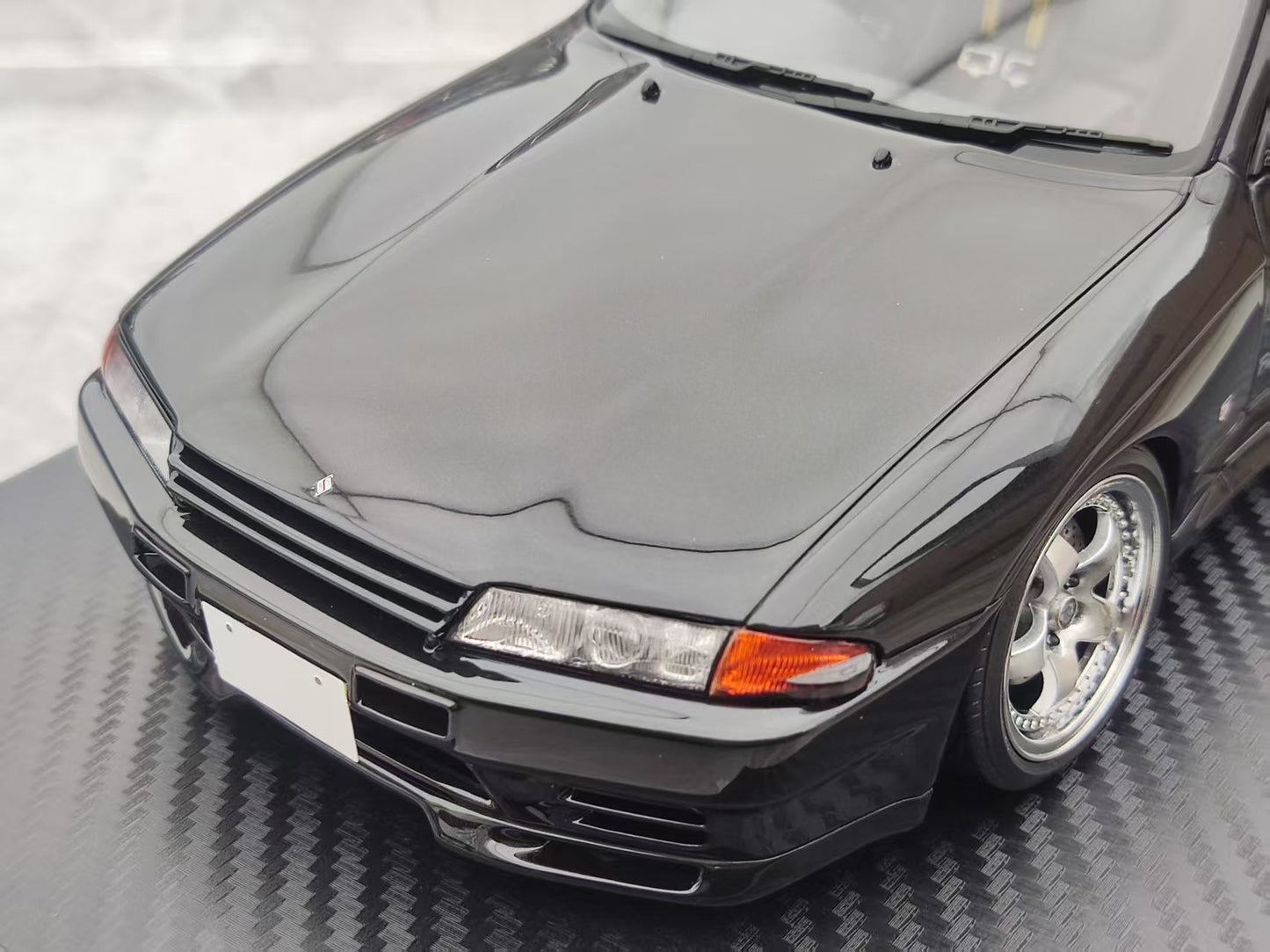 Ignition Model 1/18 Nissan Skyline GT-R NISMO (BNR32) Metallic Pearl Black IG3544