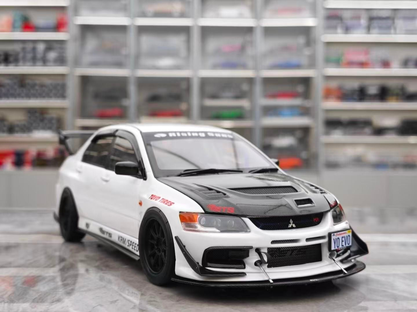 SUPER A 1/18 Mitsubishi VEO 9th Generation MRFQ-360 Southeast Asia Special Edition White SUP018