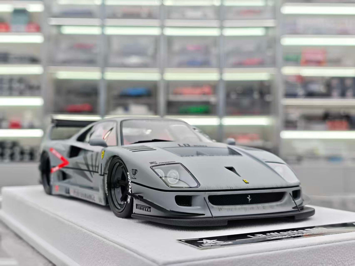 BBA MODEL 1/18 Ferrari F40 Battle Grey BBA030