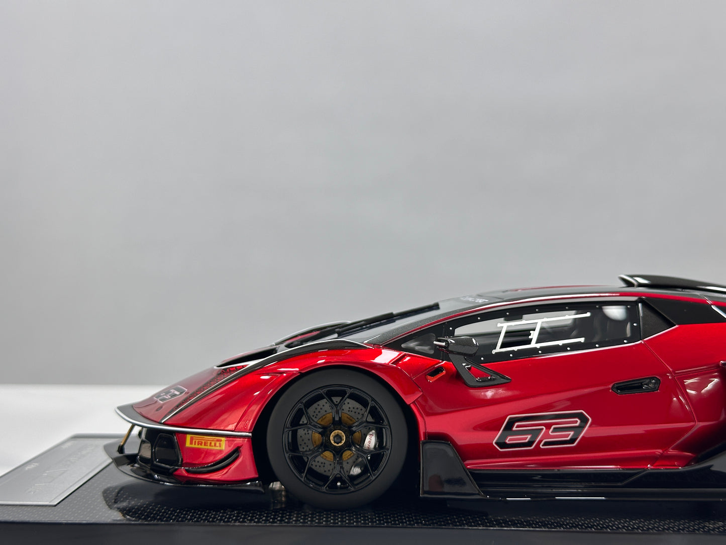 Custom Edition 1/18 Lamborghini Essenza SCV12 Mars Red CE014