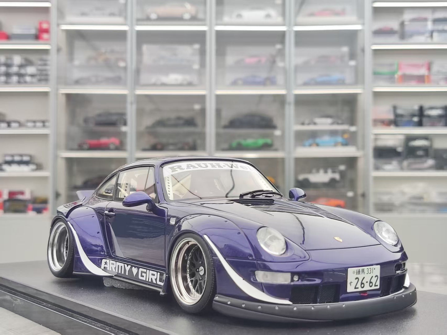 GT Spirit 1/18 Porsche RWB ARMY GIRL Purple GT562