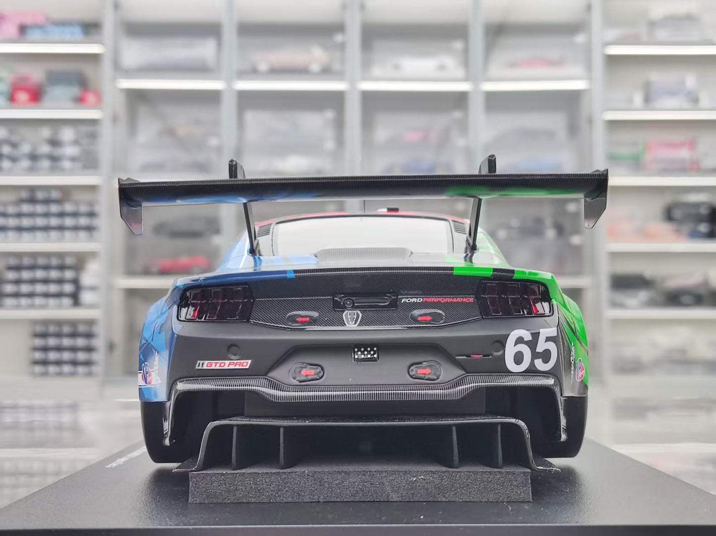 Topspeed 1/18 Ford Mustang GT3 #65 Ford Multimatic Motorsports 2024 White/Blue/Red Livery TS0603