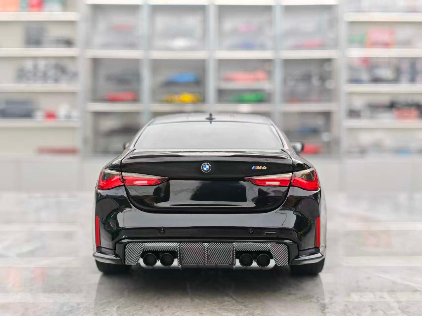 MINICHAMPS 1/18 BMW M4 Black 110020141