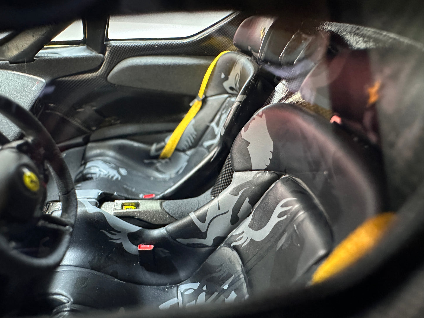 BBR 1:18 Ferrari Daytona SP3 (Red Box Edition) – Modena Yellow + Black Carbon Fiber (P18224TMOCH)