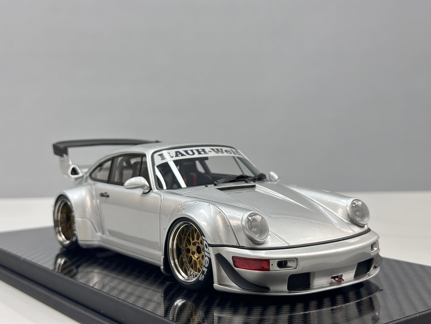 TGM Model 1/18 Porsche RWB 964 – Silver (TGM008)