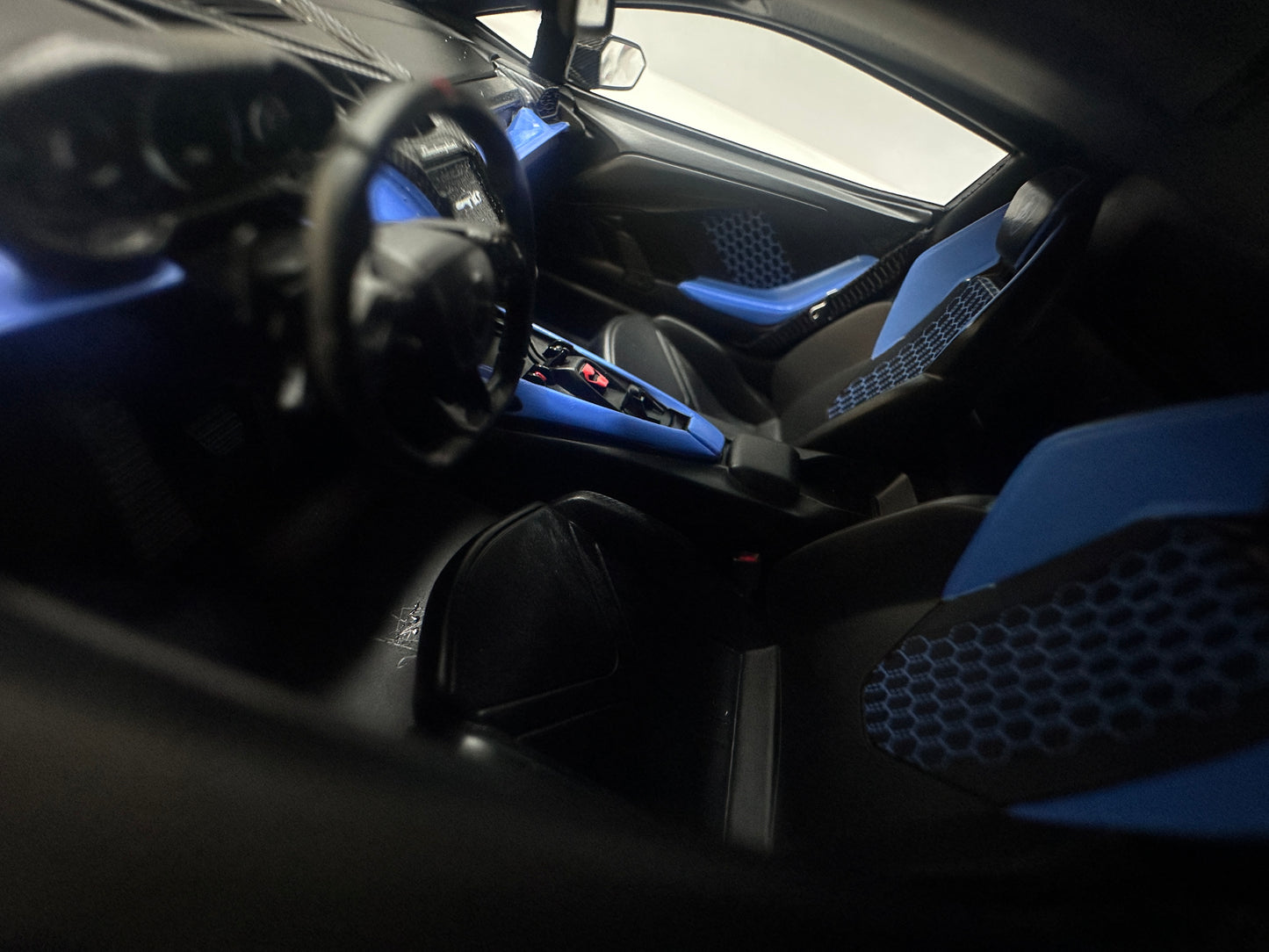 Topspeed 1/18 Lamborghini Revuelto Blue TS0619