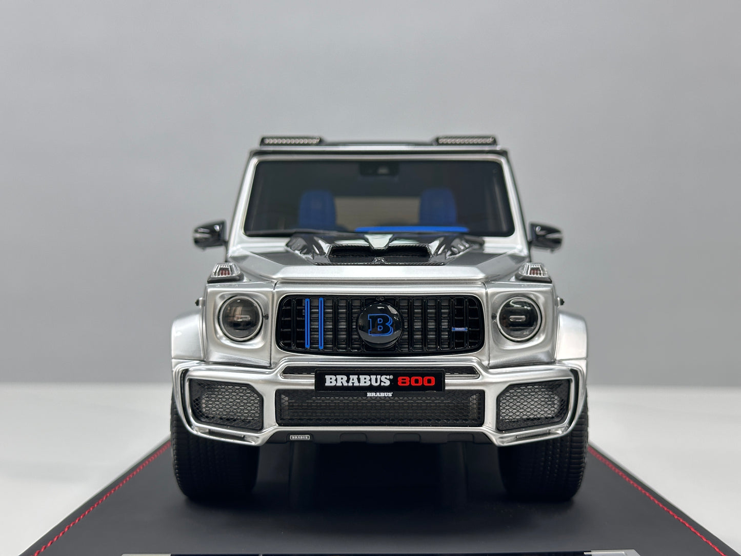 BBA Model 1/18 Brabus G800 Tungsten Silver BBA085