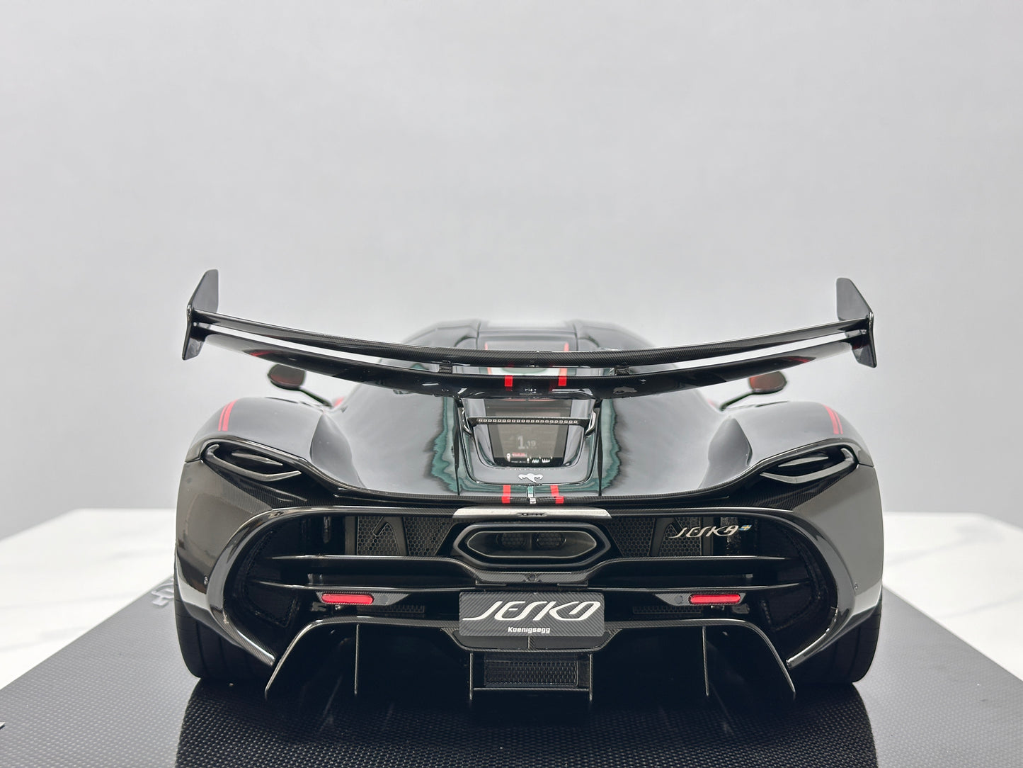 FRONTIART 1/8 Koenigsegg Jesko Full Carbon FA193
