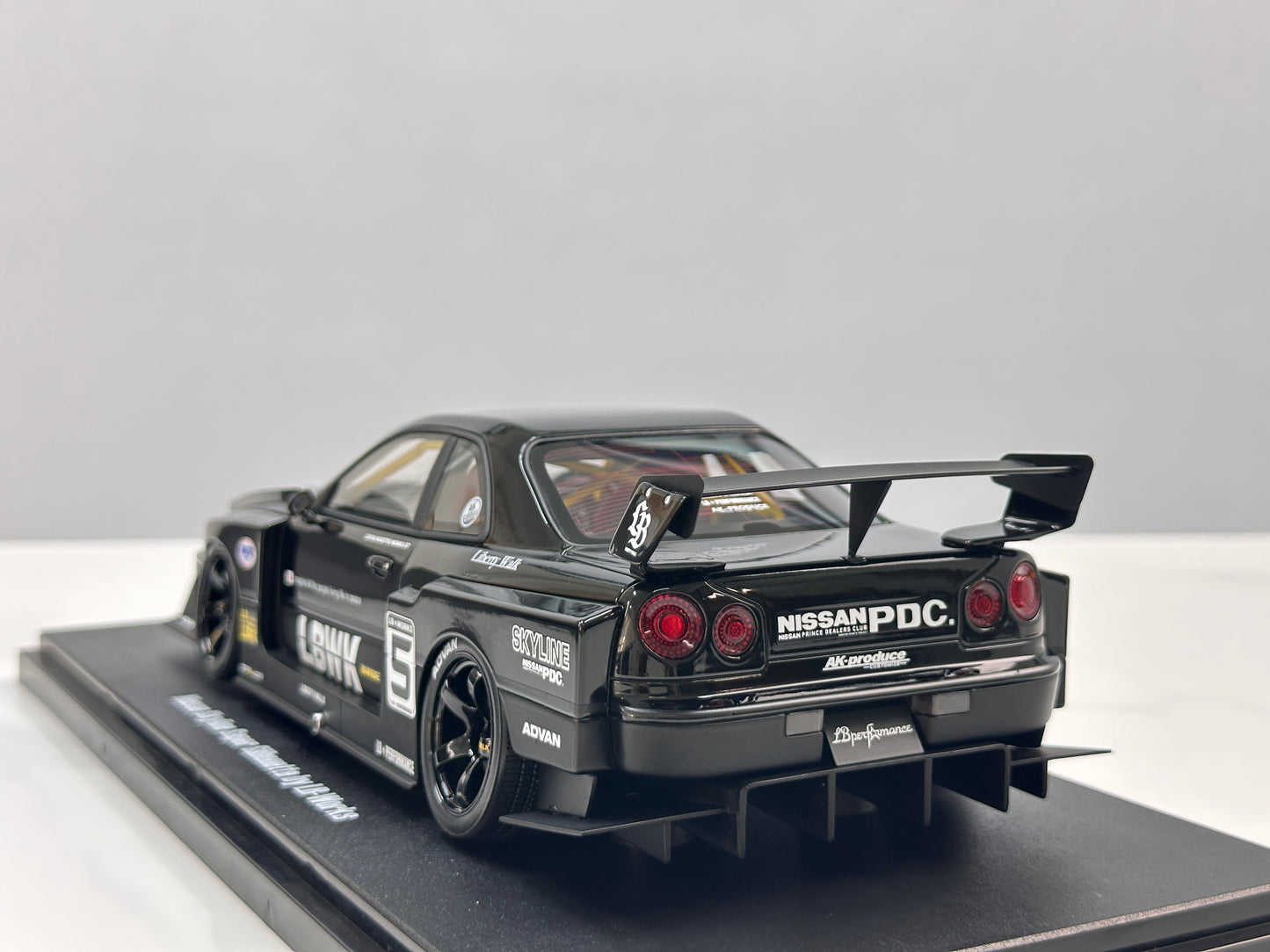 GT Spirit 1/18 Nissan Skyline GTR R34 LB - Super Silhouette Black Livery CLDC049