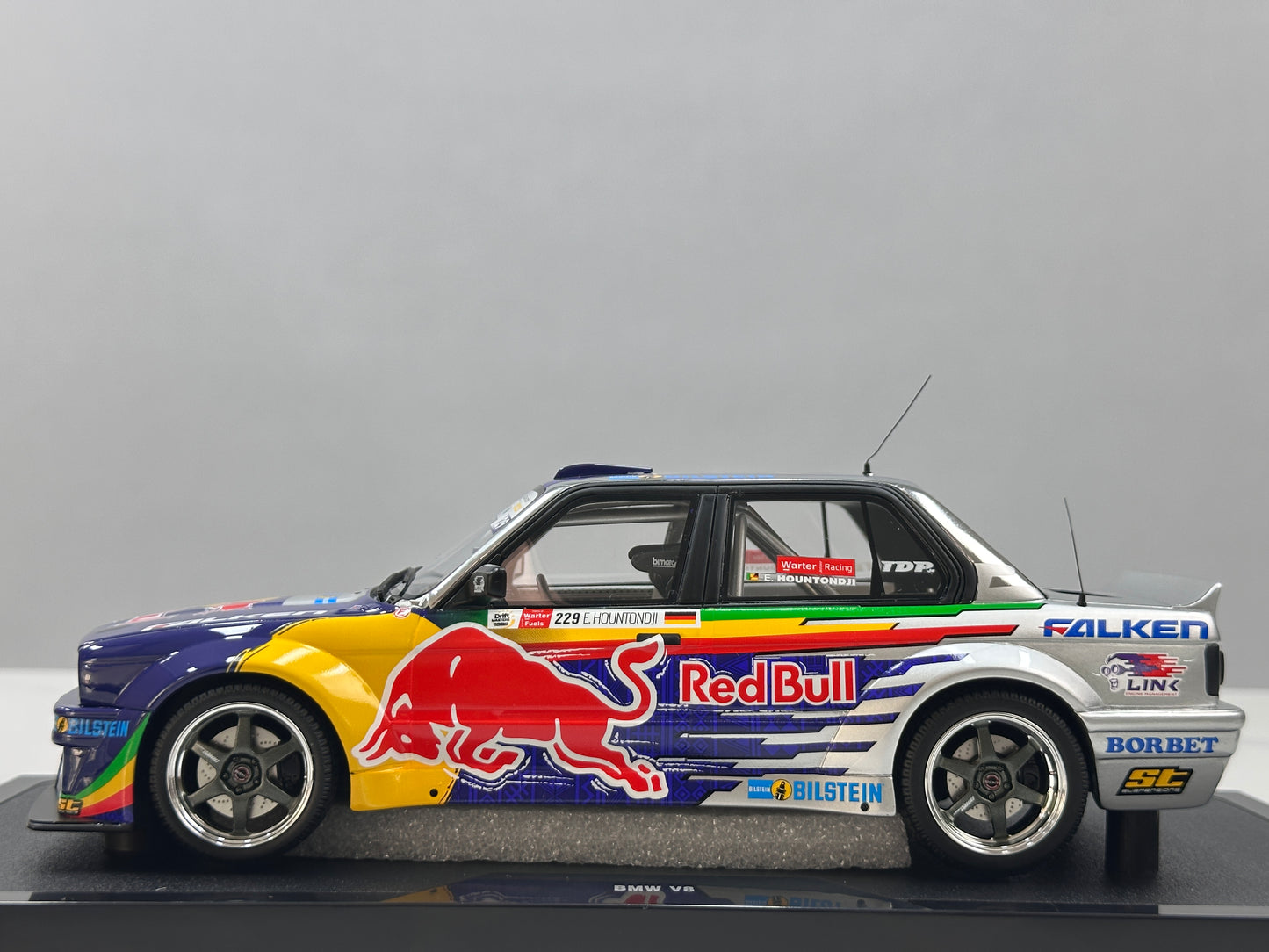 OTTO 1/18 BMW E30 V8 DRIFT Purple Livery OT486