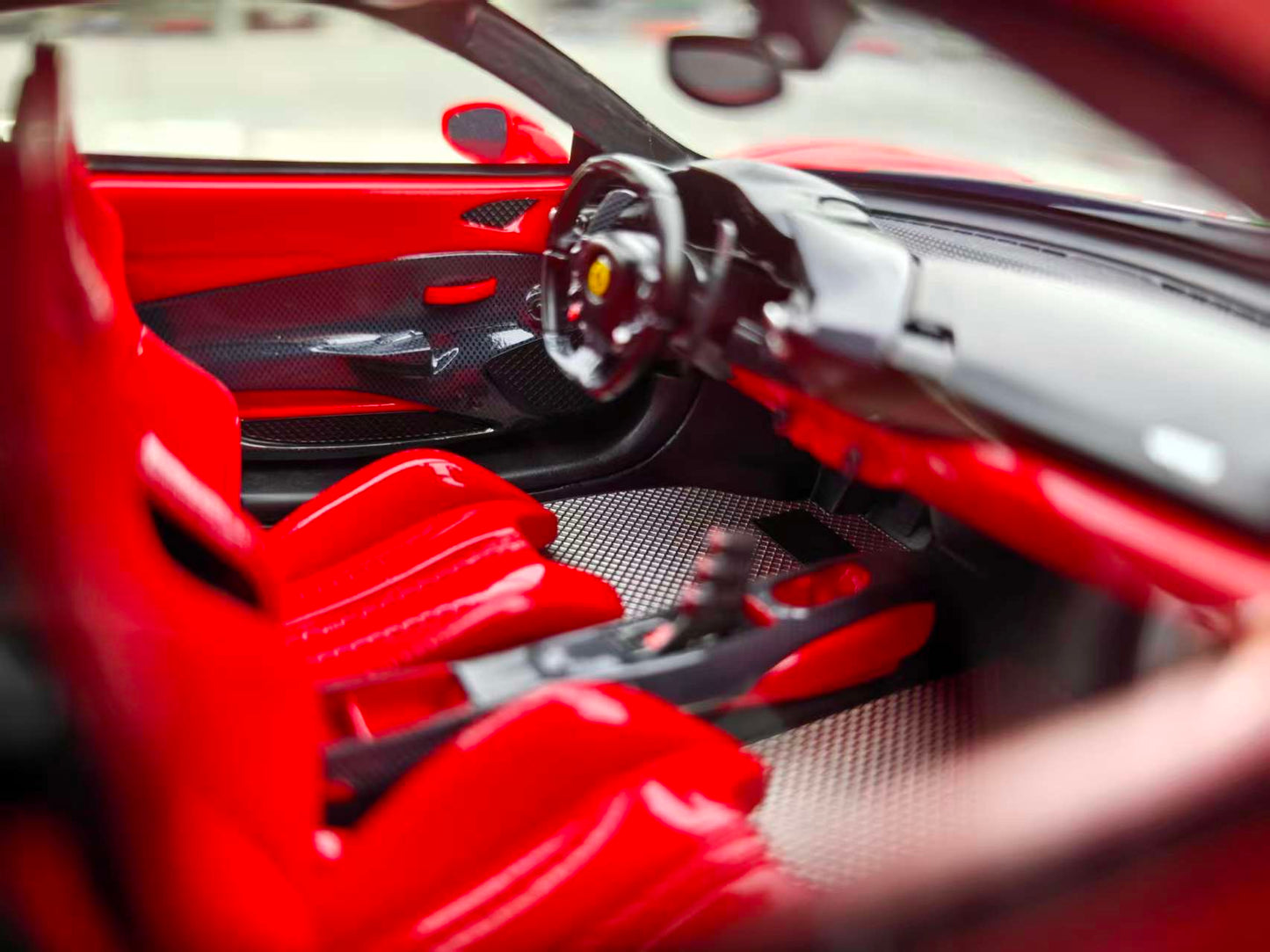 GH MODEL 1/18 Ferrari Novitec 488pista Standard Red GH005