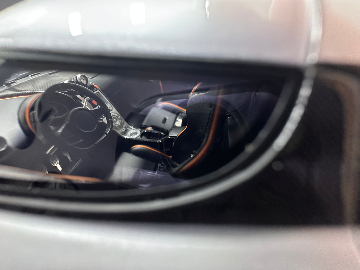 BBA Model 1/18 Koenigsegg One:1 Silver BBA098