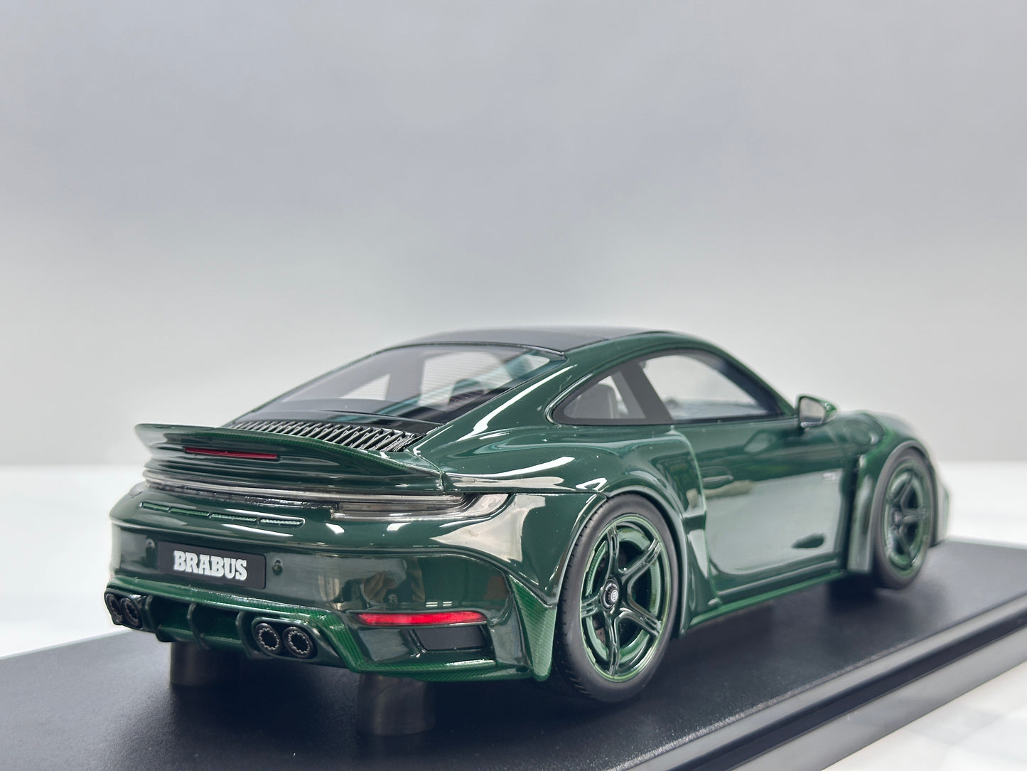 GT Spirit 1/18 Brabus 900 Rocket Green GT959