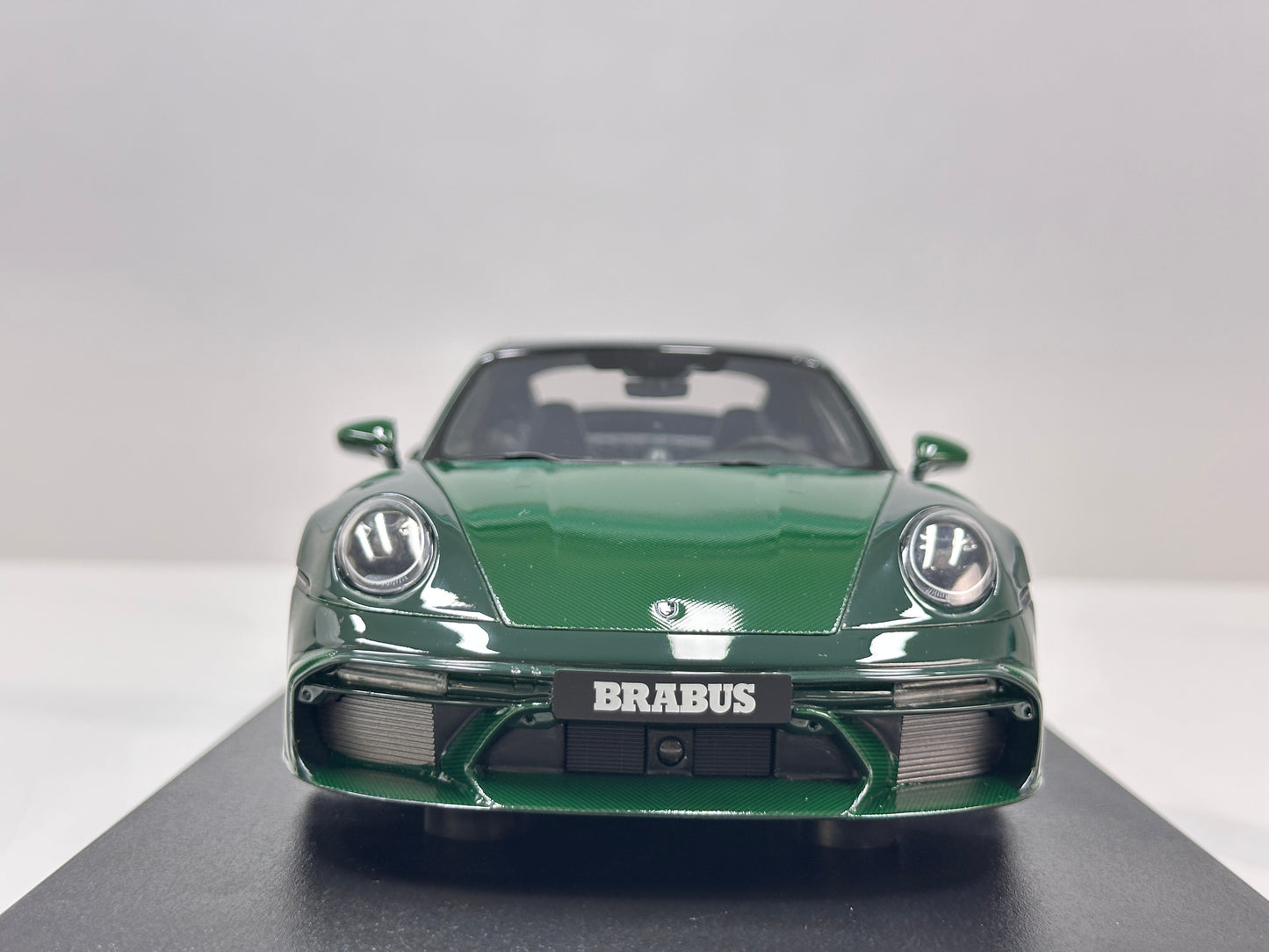 GT Spirit 1/18 Brabus 900 Rocket Green GT959