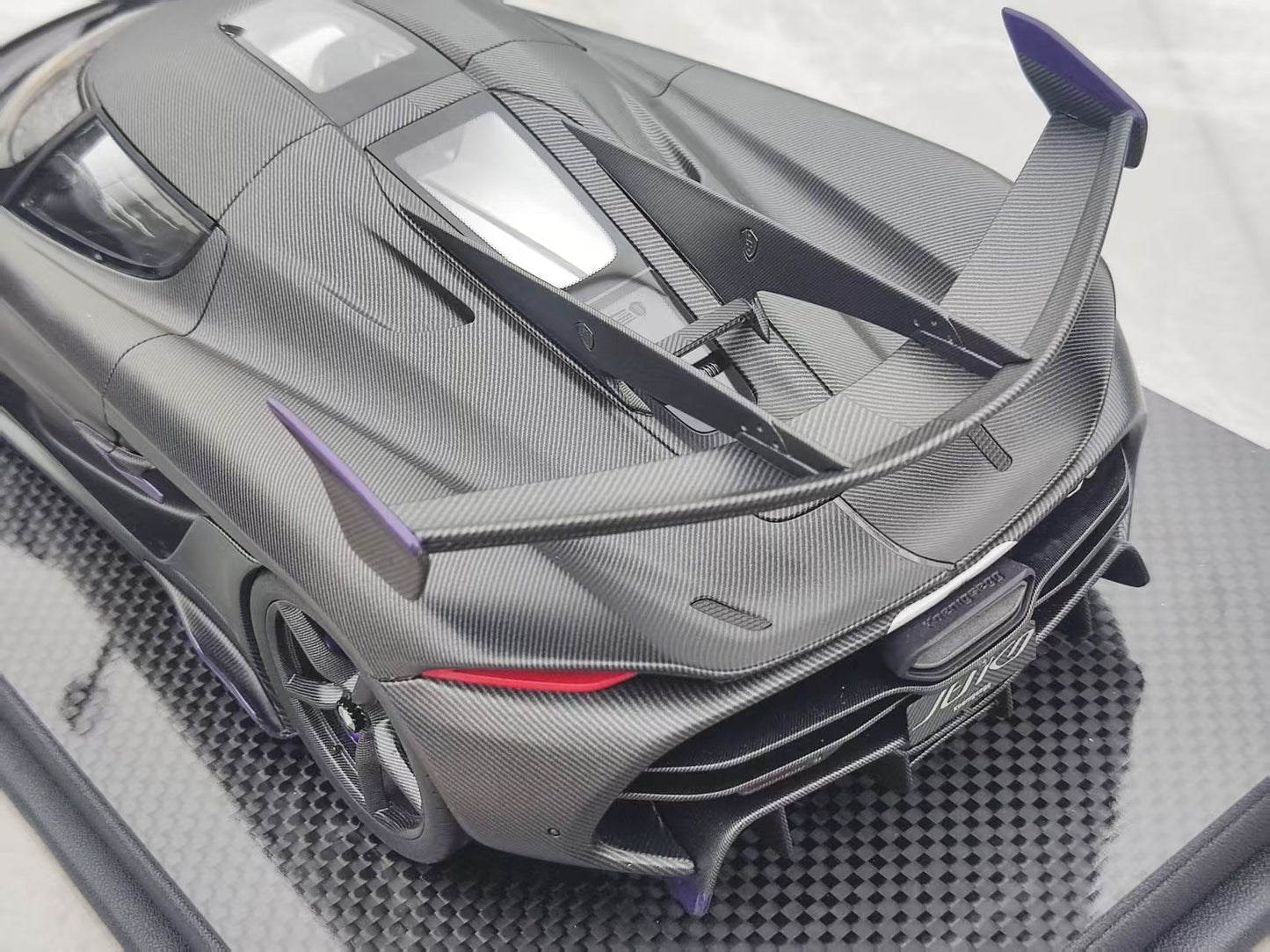 FRONTIART 1/18 Koenigsegg Jekso 7327 Full Carbon FA188