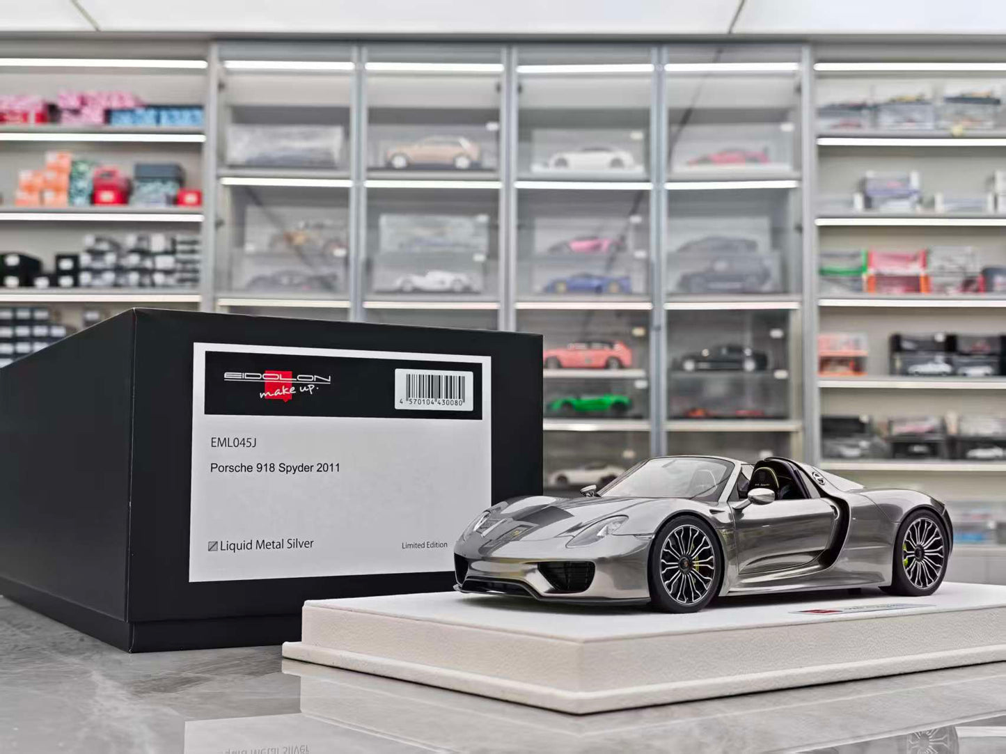 MAKEUP 1/18 Porsche 918 Spyder, Silver, EML045J
