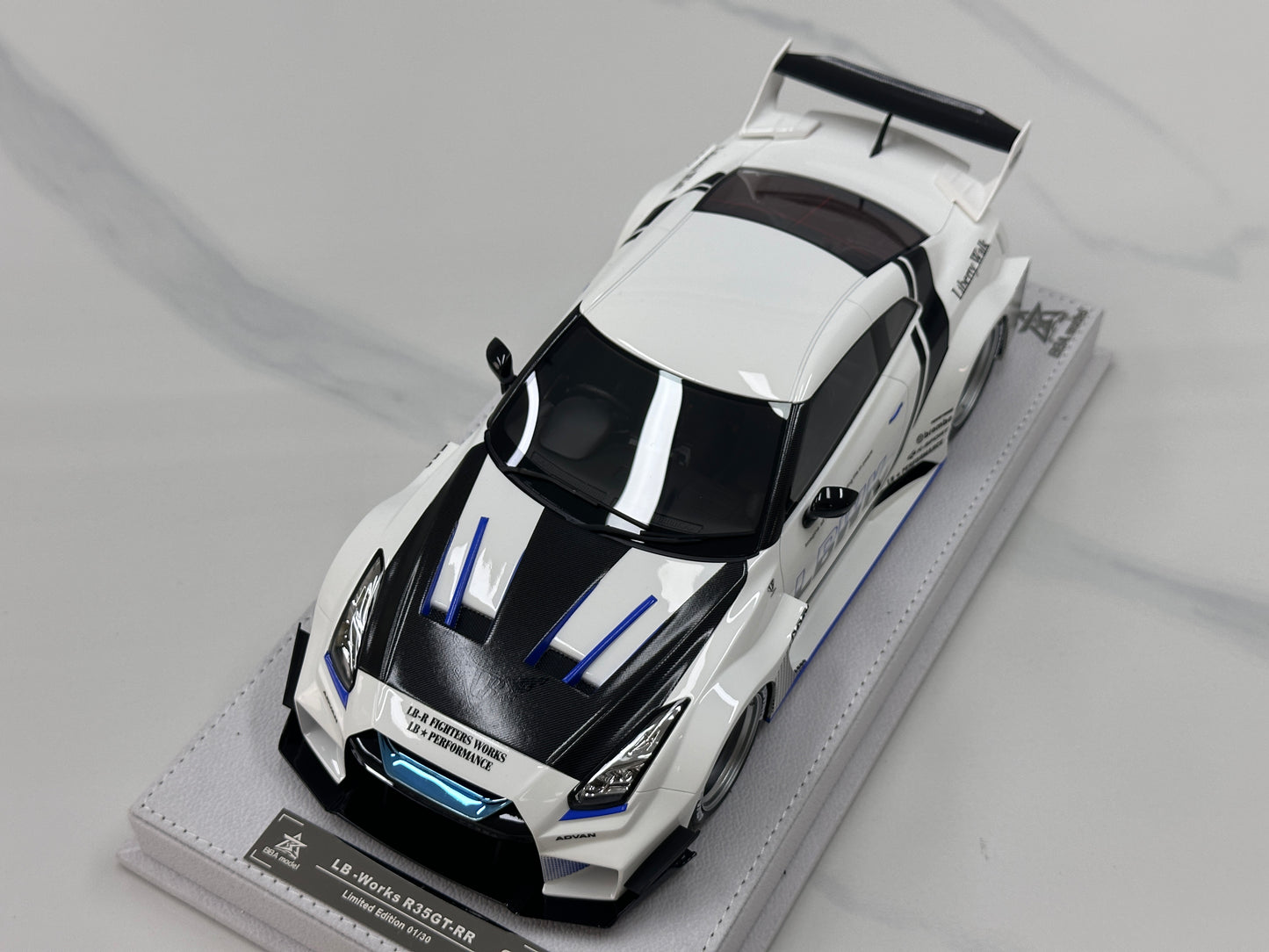 BBA MODEL 1/18 Nissan GTR 35GT-RR Blue and White Livery BBA064