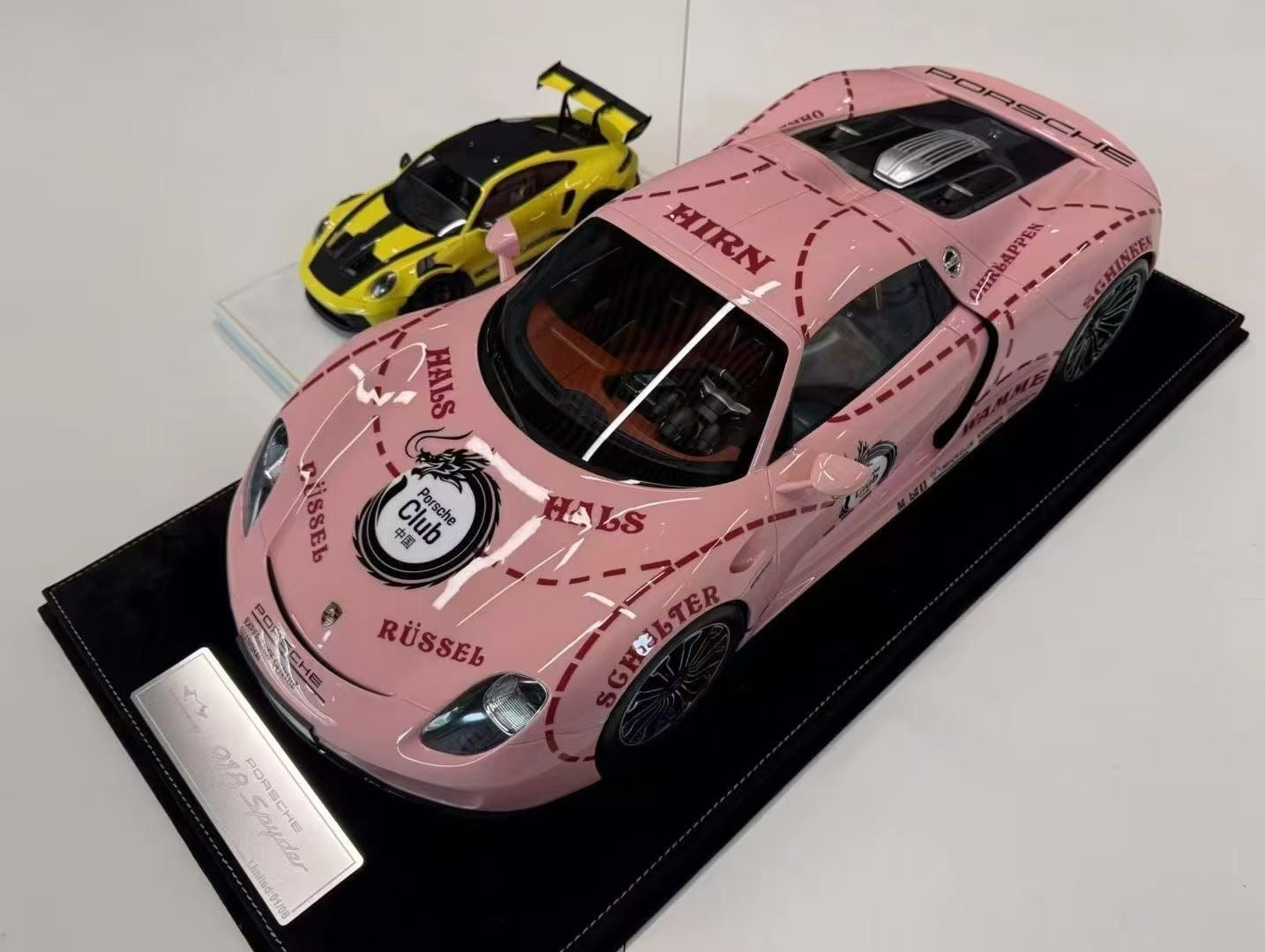 HH 1/18 Porsche 918 Spyder