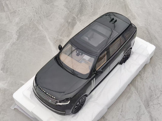 LCD 1/18 Land Rover Genesis Extended Edition Black Alloy Car Model LCD120