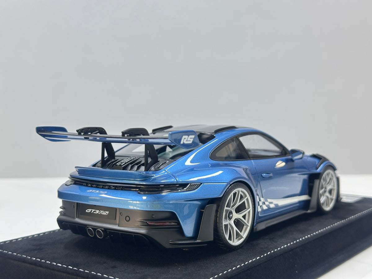 HH Model 1/18 Porsche 992 GT3 RS Gentian Blue (HH733)