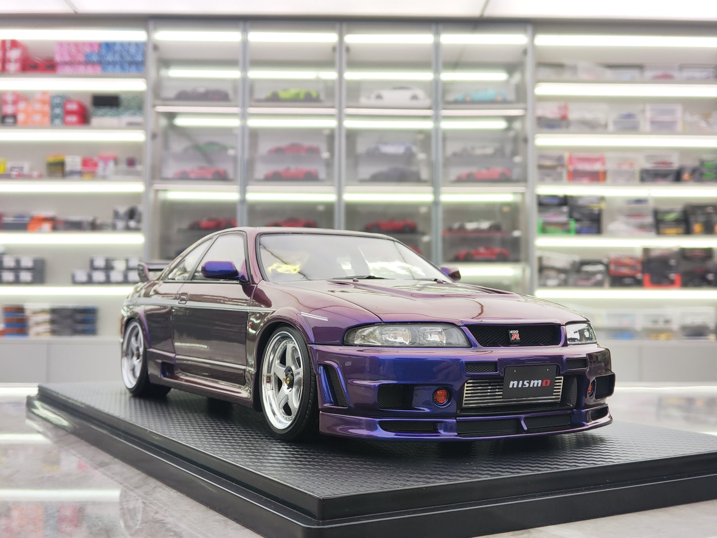 IG 1/18 Nissan NISMO400R (BCNR33) Purple Resin Model Car Ornament  IG3657
