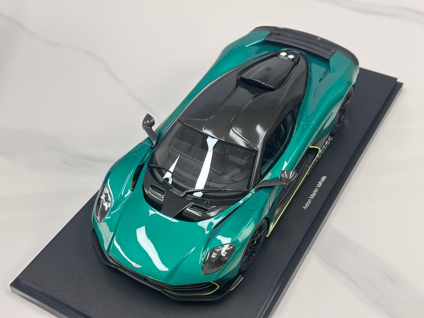TopSpeed 1/18 Aston Martin Valhalla Podium Green TS0710