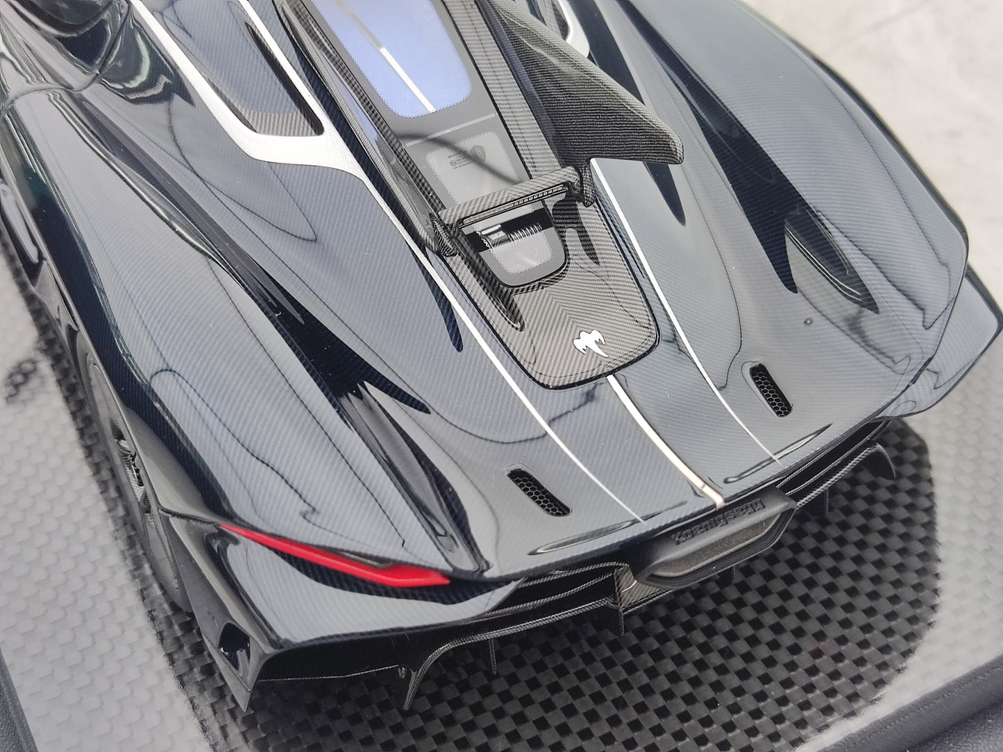 FRONTIART 1/18 Koenigsegg Jesko Absolut 7273 Blue Carbon FA176