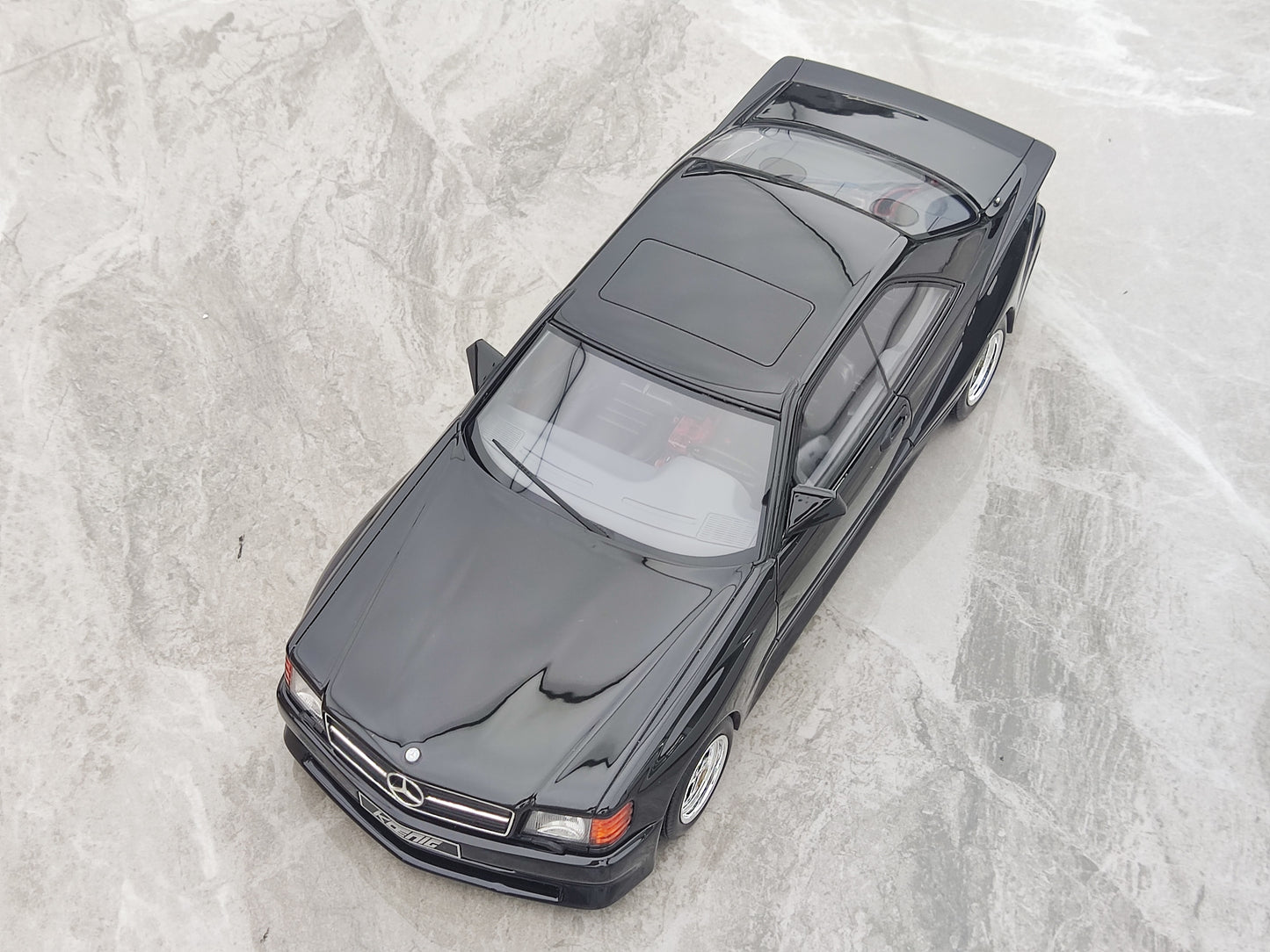 OTTO 1/18 Mercedes SPECIALS 560 Obsidian Black OT1134