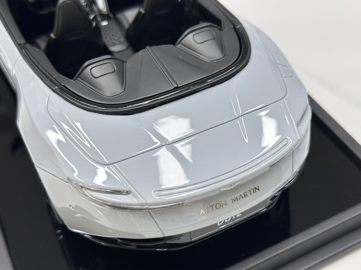 MOTORHELIX 1/18 Aston Martin DB12 Volante (Convertible) - Porcelain Grey - MH396