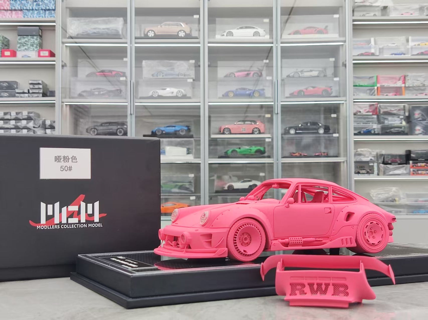 MCM 1/18 Porsche RWB 964 heavily modified pink limited edition car model MCM018