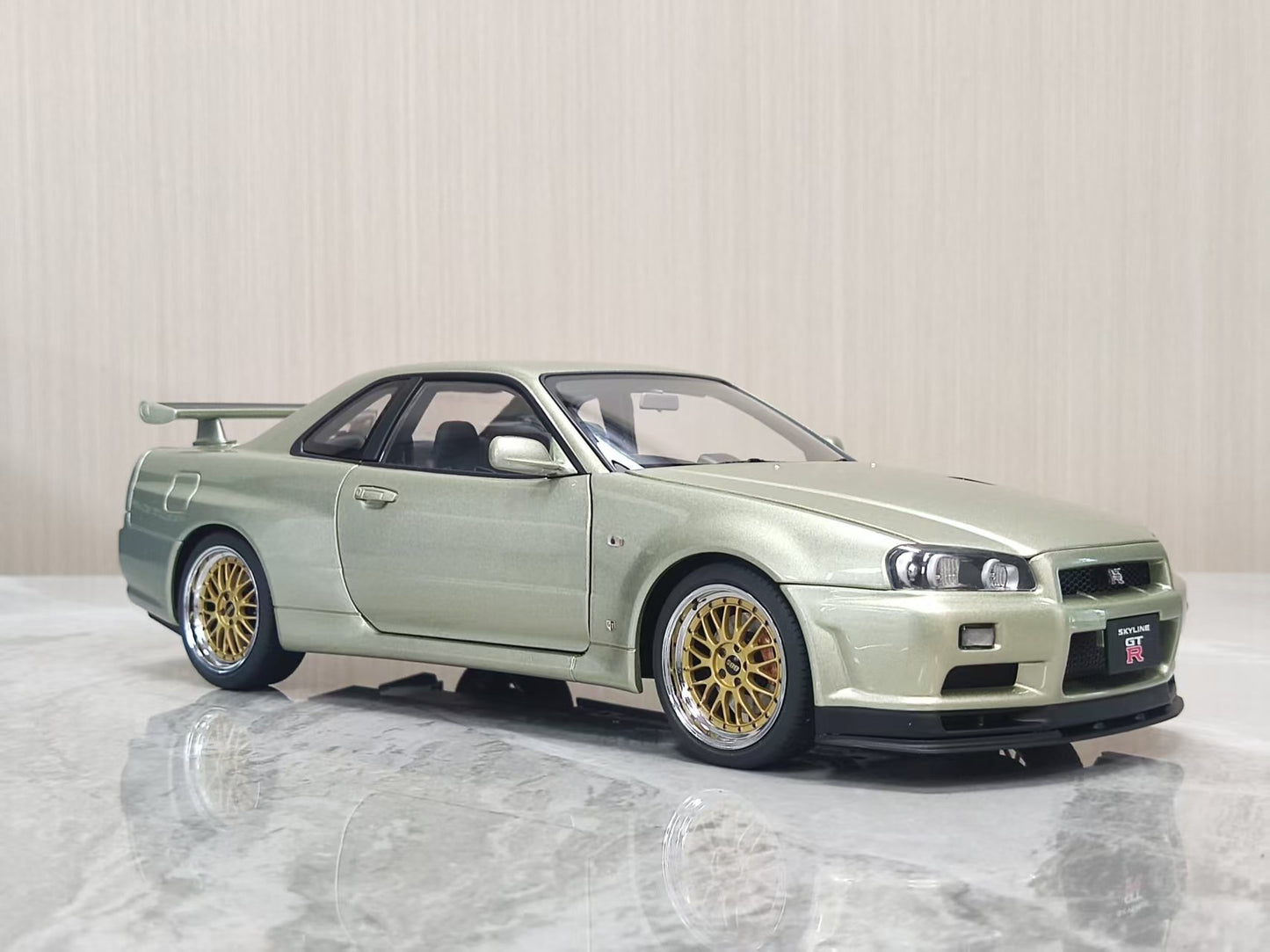 AUTOart 1:18 Nissan GT-R R34, BBS Wheels, Green (AA220)