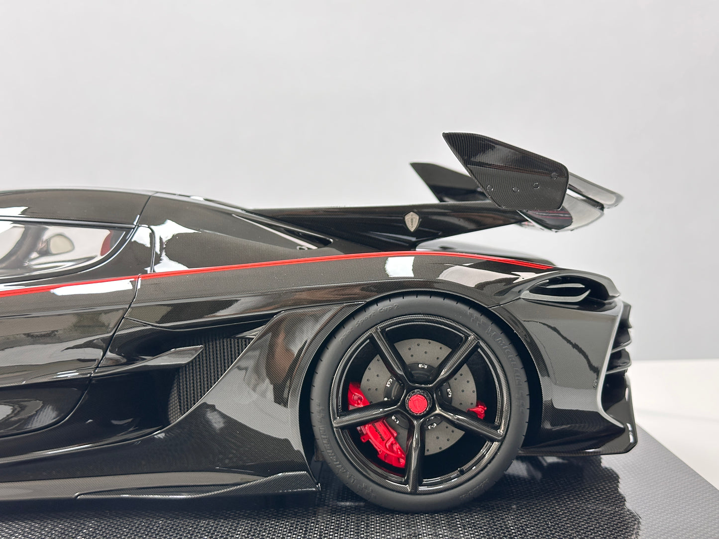 FRONTIART 1/8 Koenigsegg Jesko Full Carbon FA193