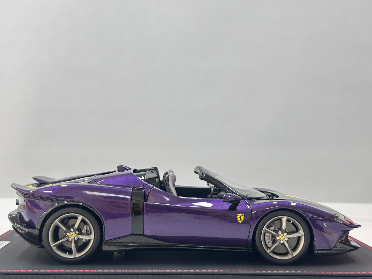 BBR 1/18 Ferrari Testarossa Spider Purple P18277D