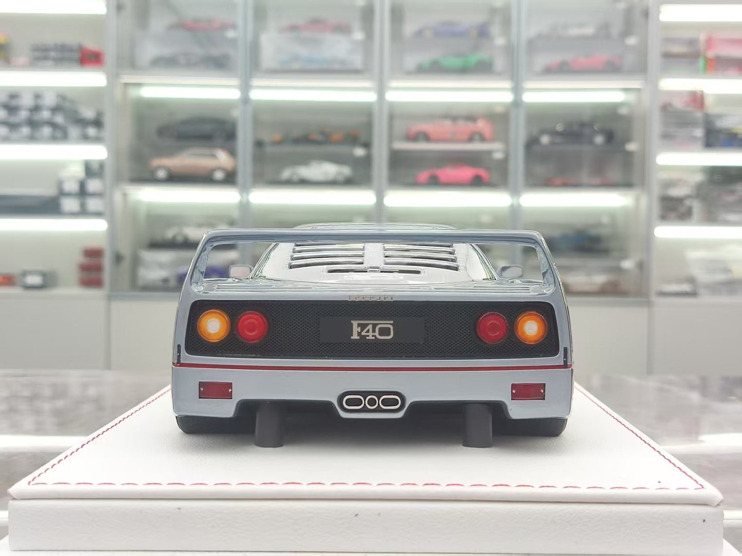 GL 1/18 Ferrari F40 Silver Gray Car Model JS-GL013