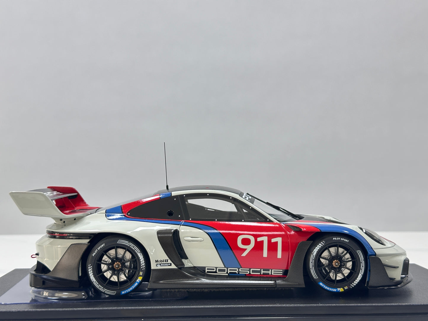 GT Spirit 1/18 Porsche 911 (992) GT3 R Rennsport White/Red Livery GT495