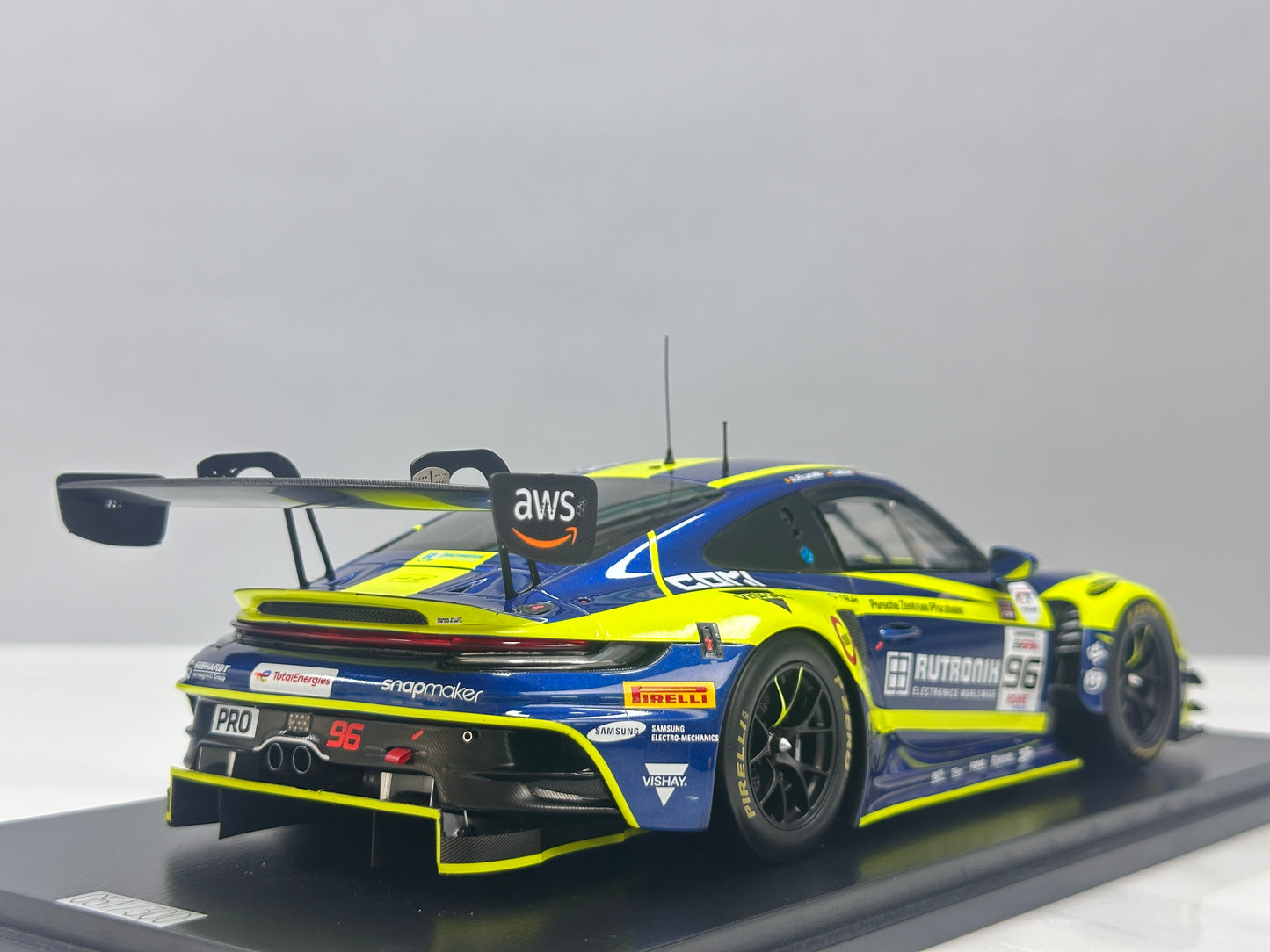 Spark 1/18 Porsche 911 (992) GT3 R, 2025 Spa-Francorchamps runner-up, green livery 18SB081