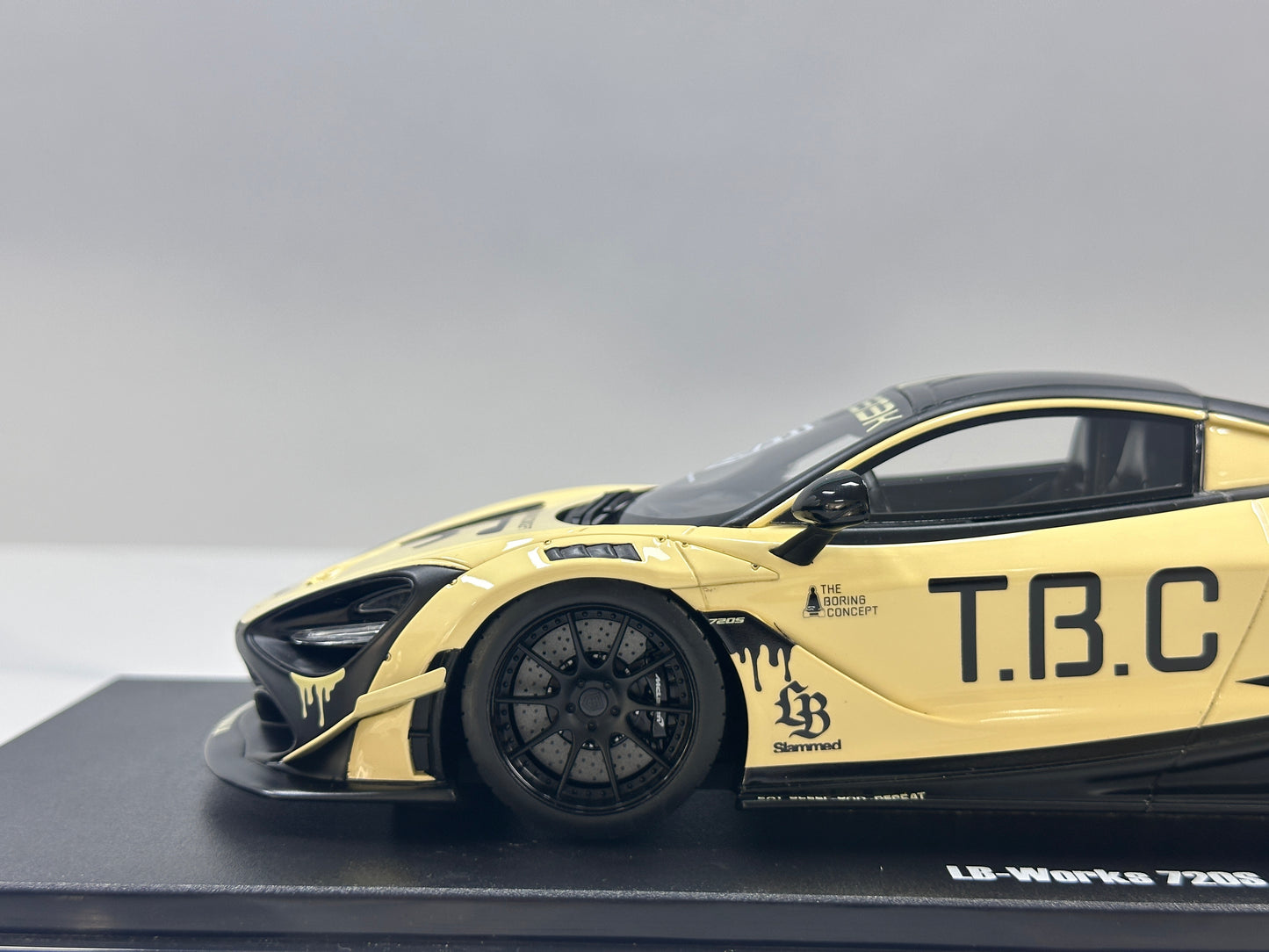 GT Spirit 1/18 McLaren LB-WORKS 720S Beige GT961